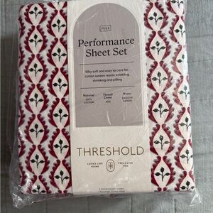 Threshold Red and White Cotton Sheet Set